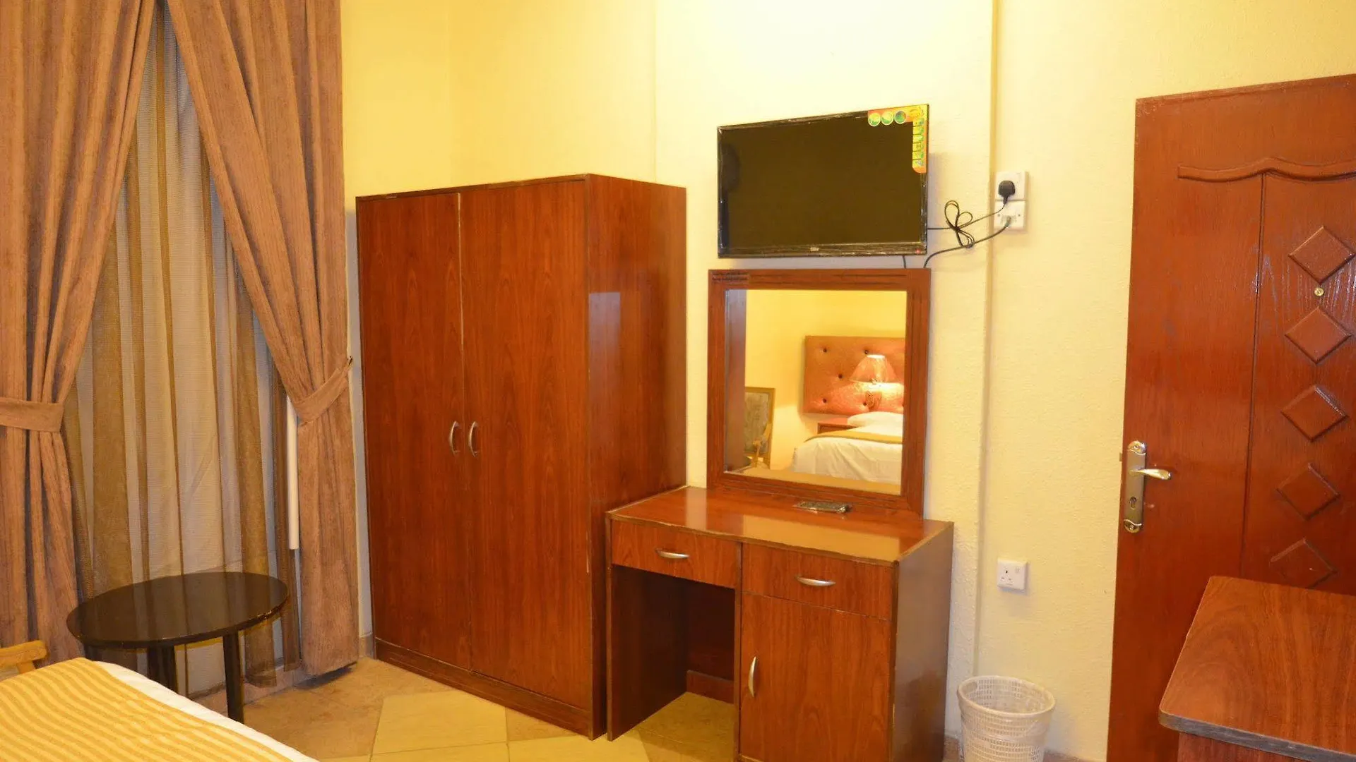 فندق مكةفي  Al Tawfiq Plaza 4 4*, مكة